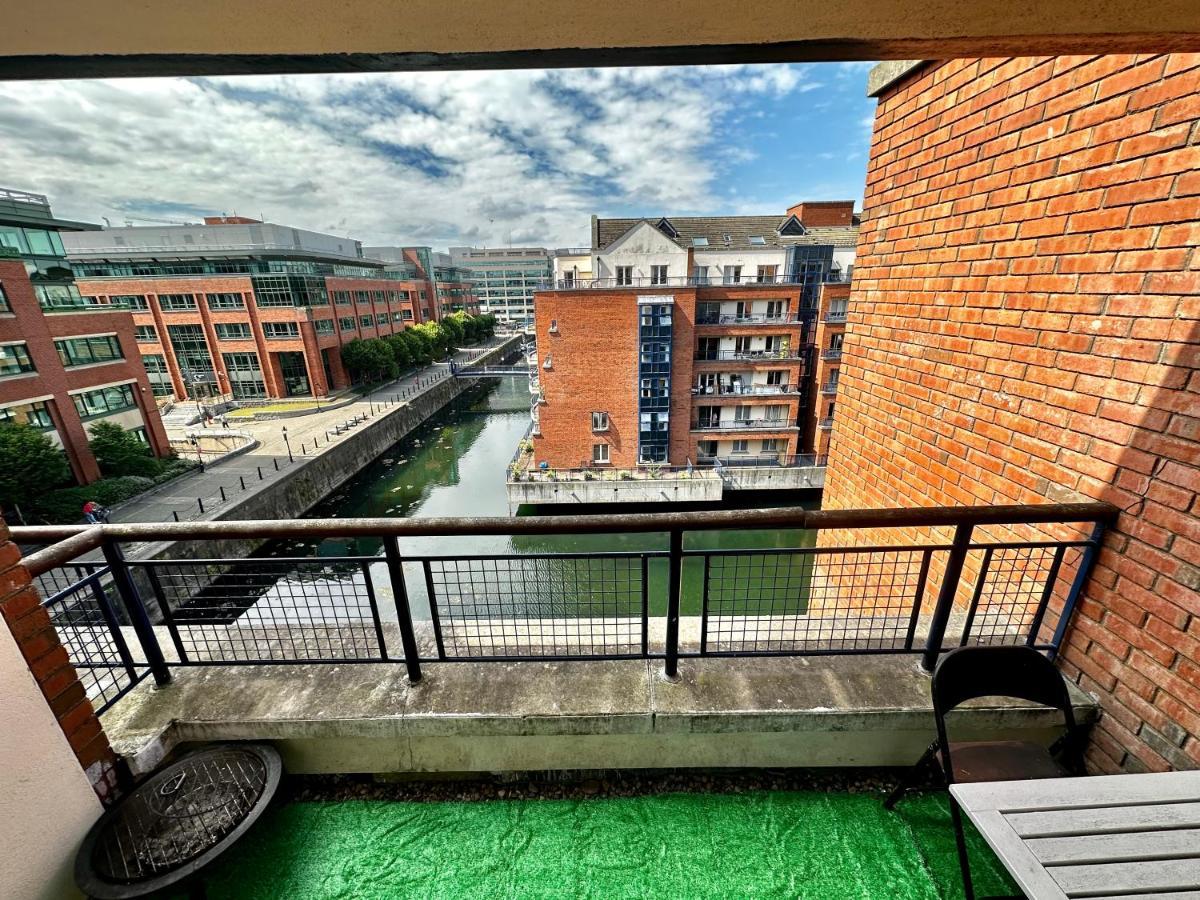 Customhouse Balcony View, Dublin 1 Hotel Bagian luar foto